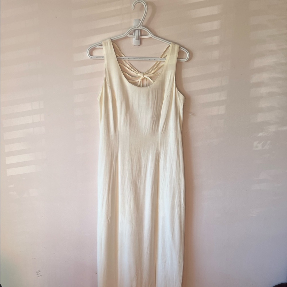 Vittoria Virini white dress